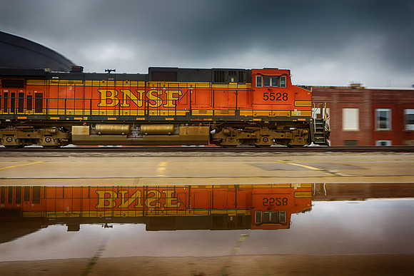 BNSF 5528 with Reflection - 2